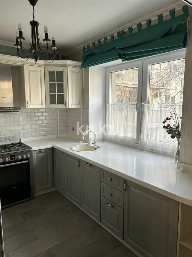 Продажа 3-комнатной квартиры, 68.9 м², ул. Валиханова, дом  124 в Алматы - фото 4