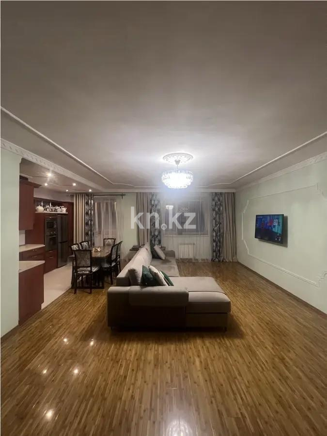 Продажа 2-комнатной квартиры, 66.8 м², ул. Габдуллина, дом  19 в Астане