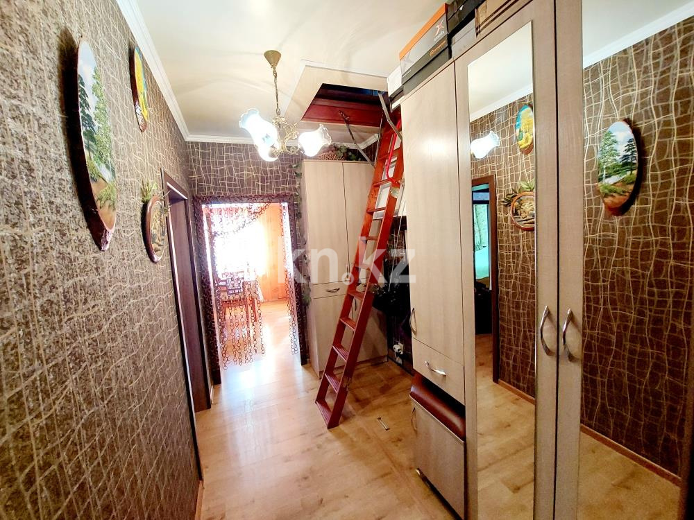 Продажа 5-комнатного дома, 85 м², ул. Емельяна Пугачева - Продажа домов, коттеджей в Караганде фото 14 из 25