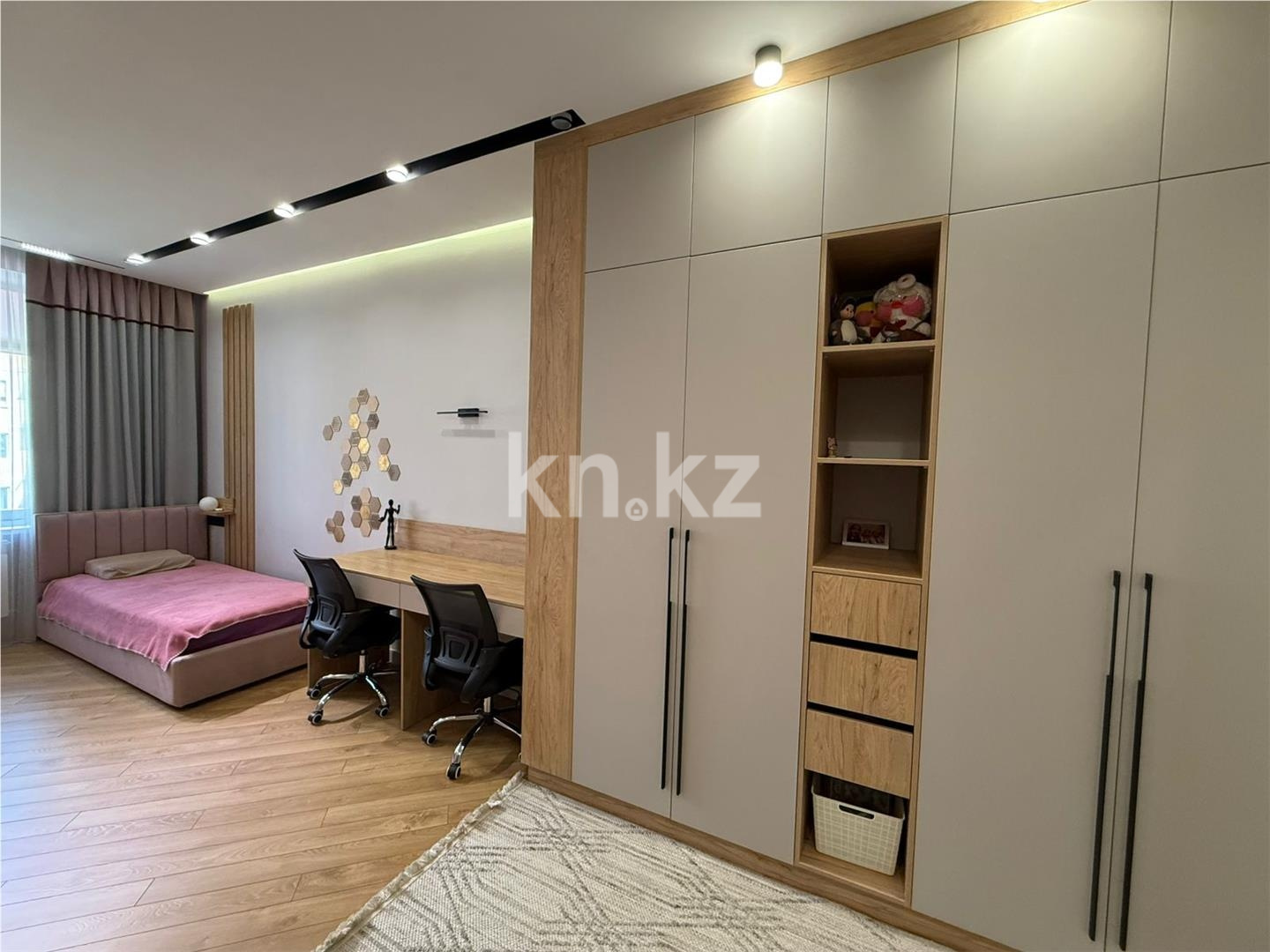 Продажа 4-комнатной квартиры, 117 м² - Недвижимость в Караганде фото 12 из 15