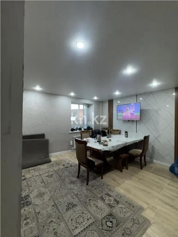Продажа 3-комнатной квартиры, 76 м² в Караганде