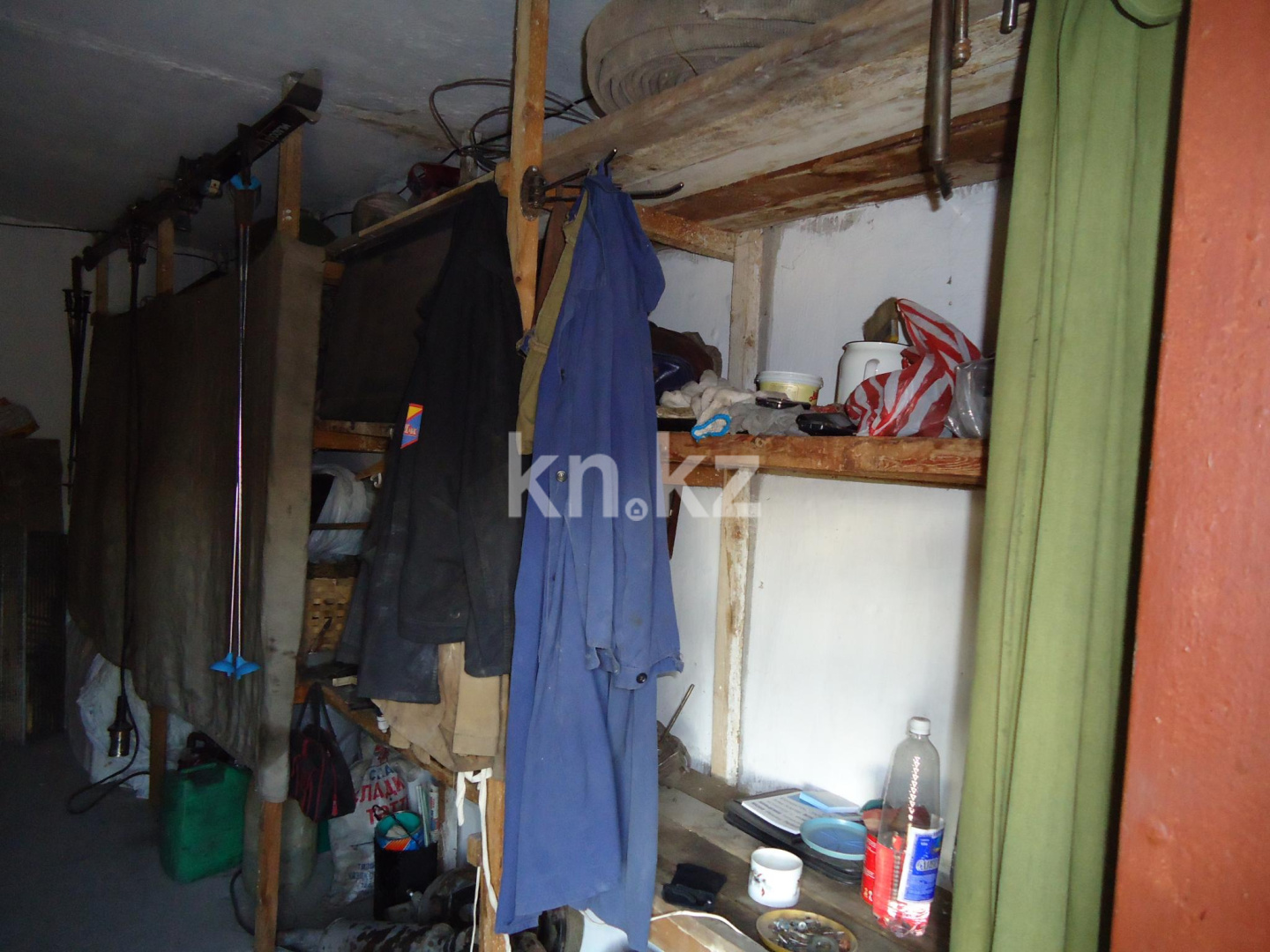 Продажа , 24 м², ул. Жанибекова - Продажа гаражей в Караганде с фото фото 3 из 6