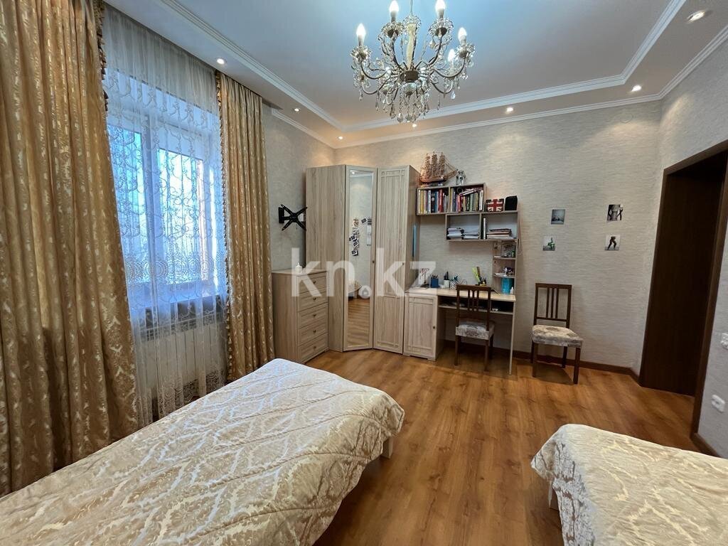 Продажа 4-комнатной квартиры, 135 м² в Караганде - фото 7