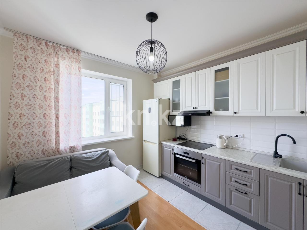 Продажа 1-комнатной квартиры, 39.9 м², ул. Молдагалиева - Продажа квартир в Астане фото 1 из 8