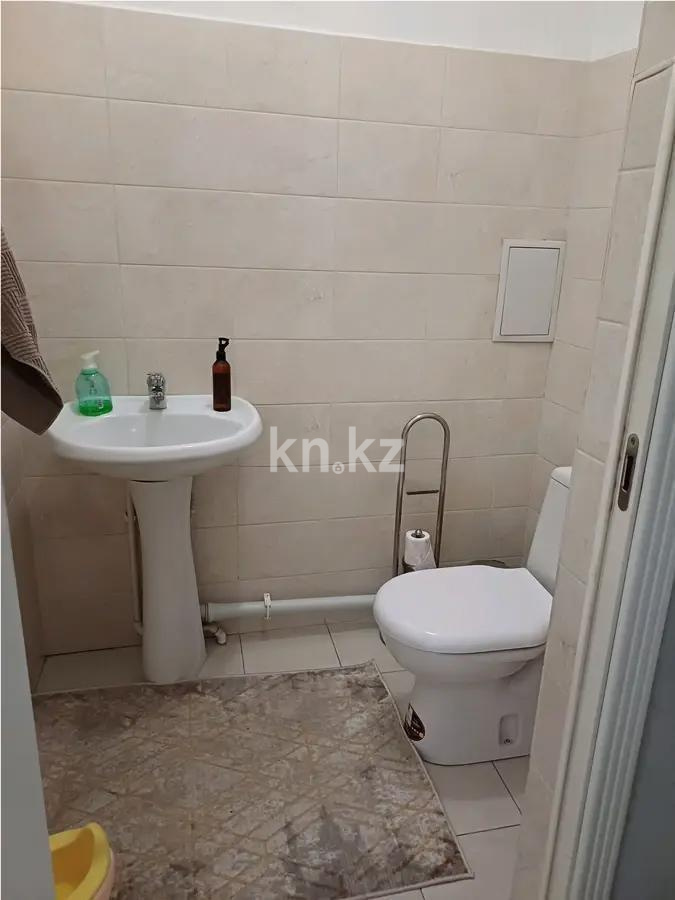 Продажа 2-комнатной квартиры, 62.7 м² в Алматы - фото 5