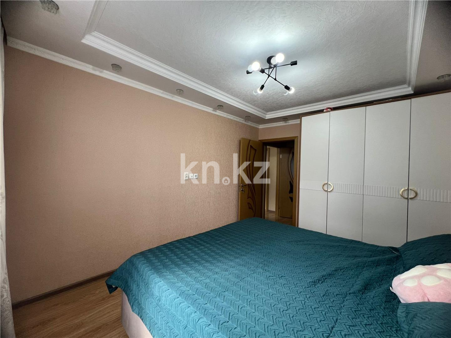 Продажа 3-комнатной квартиры, 69 м², ул. Язева в Караганде - фото 4