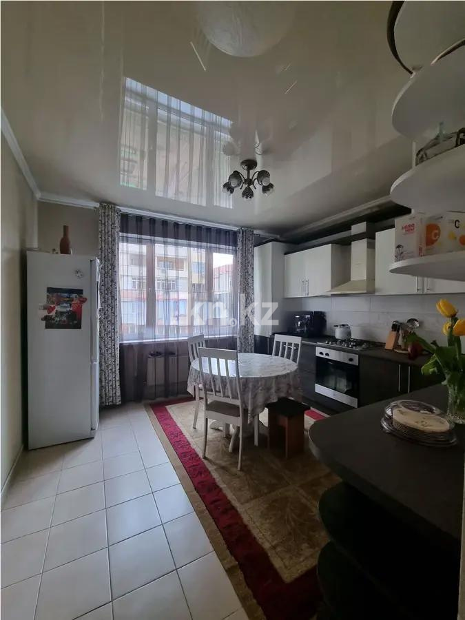 Продажа 3-комнатной квартиры, 103 м², мкр-н Аксай-4, дом  121 в Алматы - фото 4