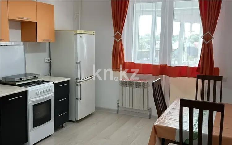 Продажа 2-комнатной квартиры, 60 м², ул. Северное Кольцо, дом  92/3 в Алматы - фото 3