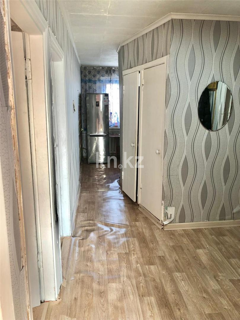 Продажа 3-комнатной квартиры, 62 м², 1 кв-л, дом  16 - Продажа квартир в Караганде фото 7 из 11