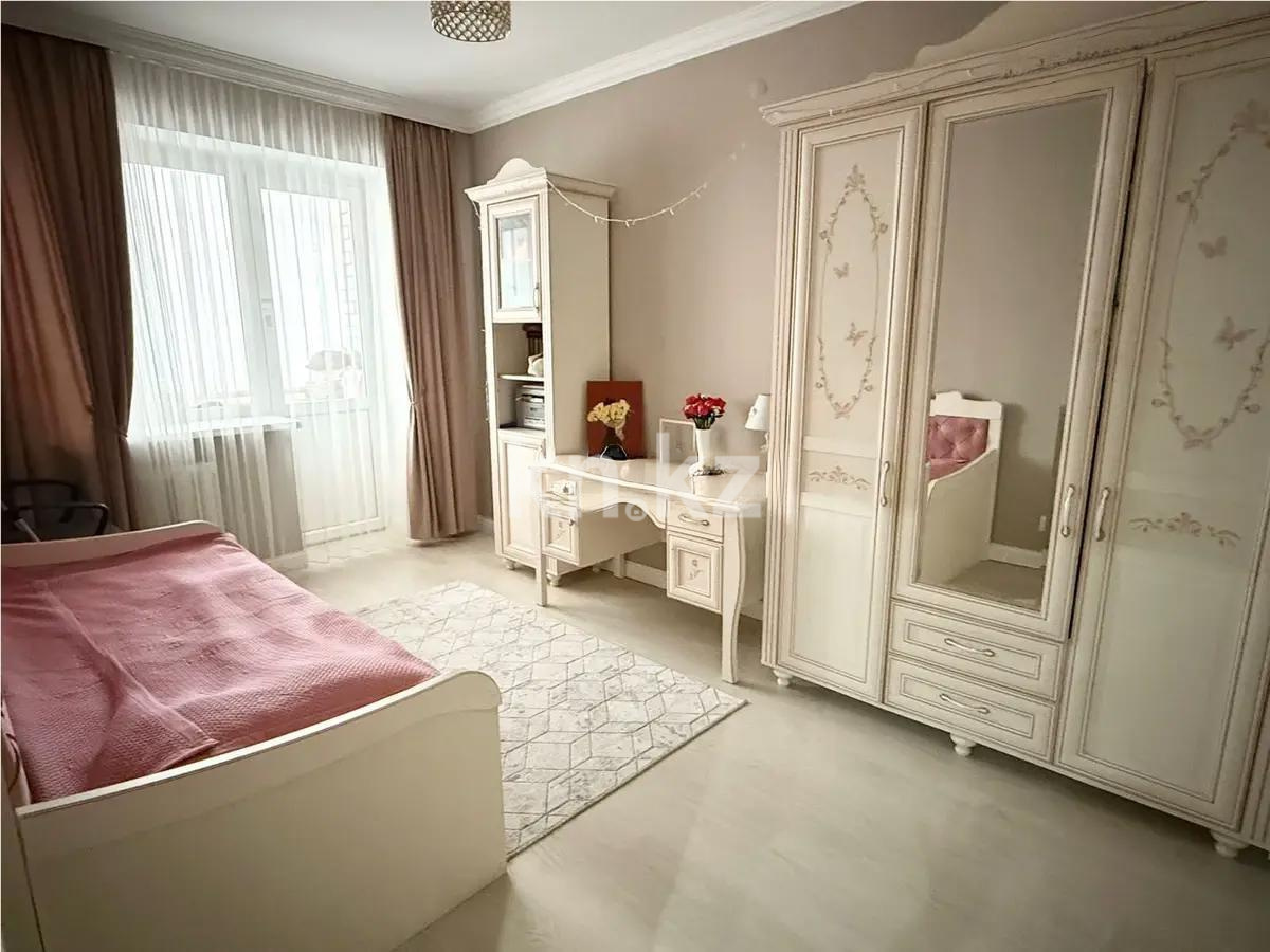 Продажа 4-комнатной квартиры, 111 м², ул. Петрова, дом  30/1 в Астане - фото 4