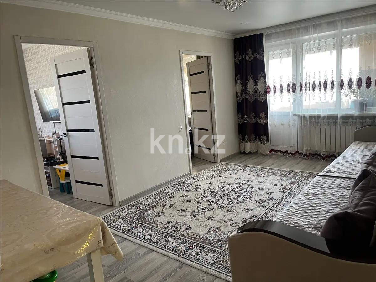 Продажа 4-комнатной квартиры, 61 м², мкр-н 18, дом  21 - Продажа квартир в Караганде без посредников с фото фото 1 из 4