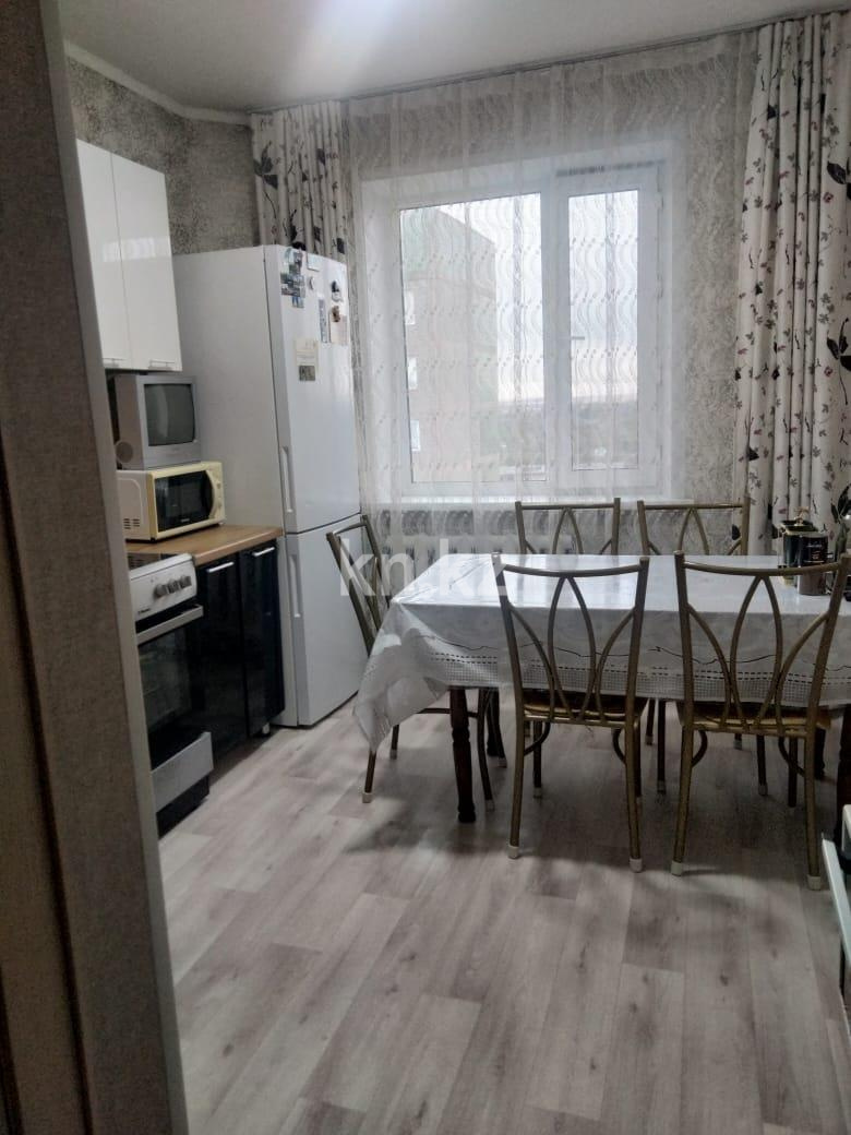 Продажа 3-комнатной квартиры, 63 м², мкр-н 15 в Караганде - фото 10