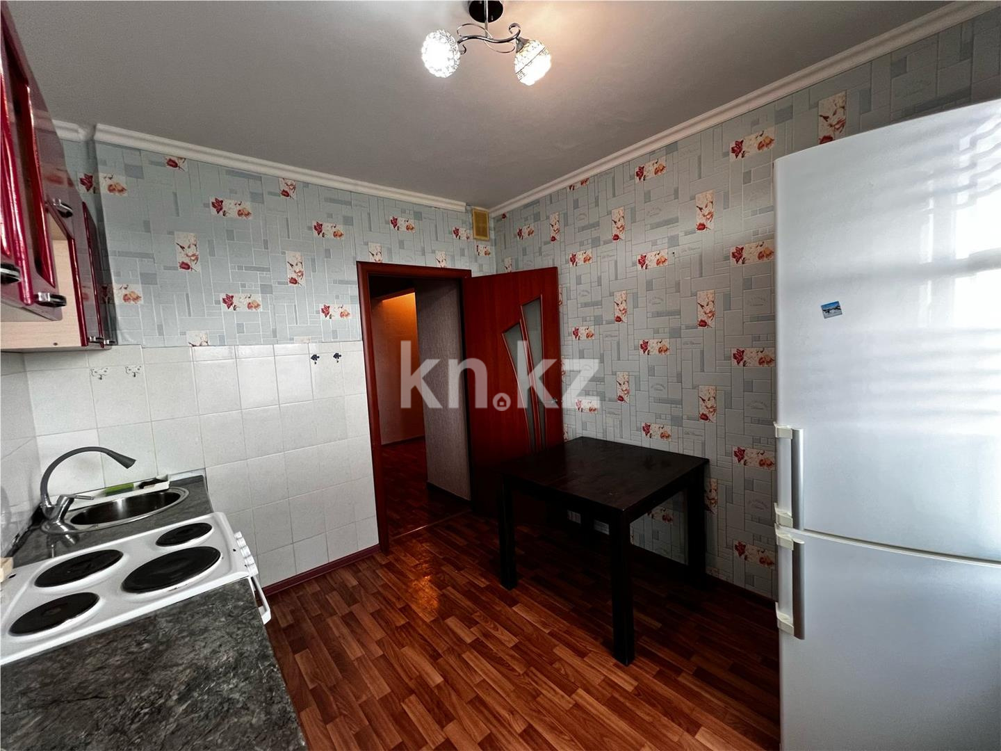 Продажа 2-комнатной квартиры, 53 м², мкр-н Голубые Пруды, дом  18 в Караганде - фото 6