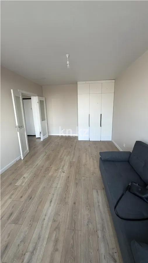 Продажа 1-комнатной квартиры, 35 м², ул. Е-103, дом  5 в Астане