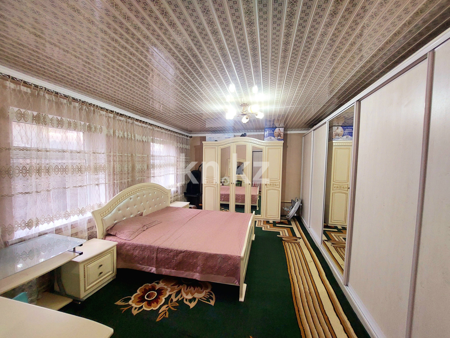 Продажа 4-комнатного дома, 200 м², ул. Толе би, дом  80 - Продажа квартир в Шымкенте фото 15 из 28