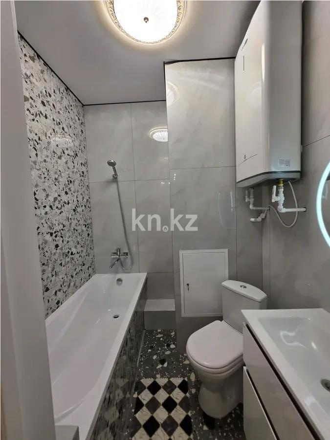 Продажа 3-комнатной квартиры, 60 м² - Продажа квартир в Караганде - страница 2 фото 7 из 8
