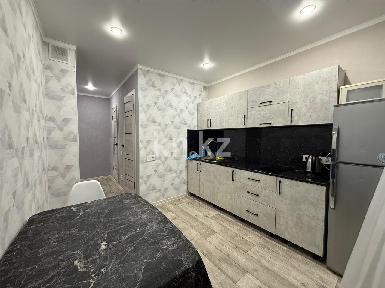 Продажа 1-комнатной квартиры, 41 м² - Продажа квартир в Караганде - страница 2 фото 6 из 17