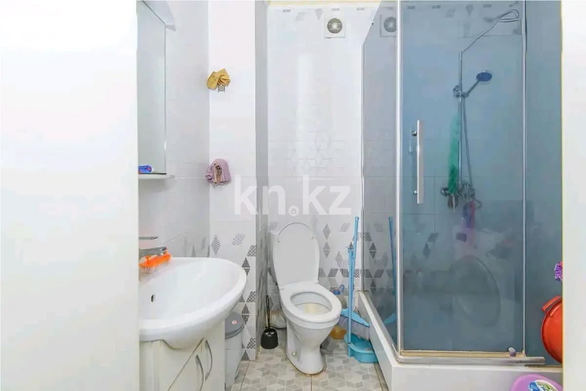 Продажа 2-комнатной квартиры, 65.3 м², ул. Кордай, дом  81 в Астане - фото 4