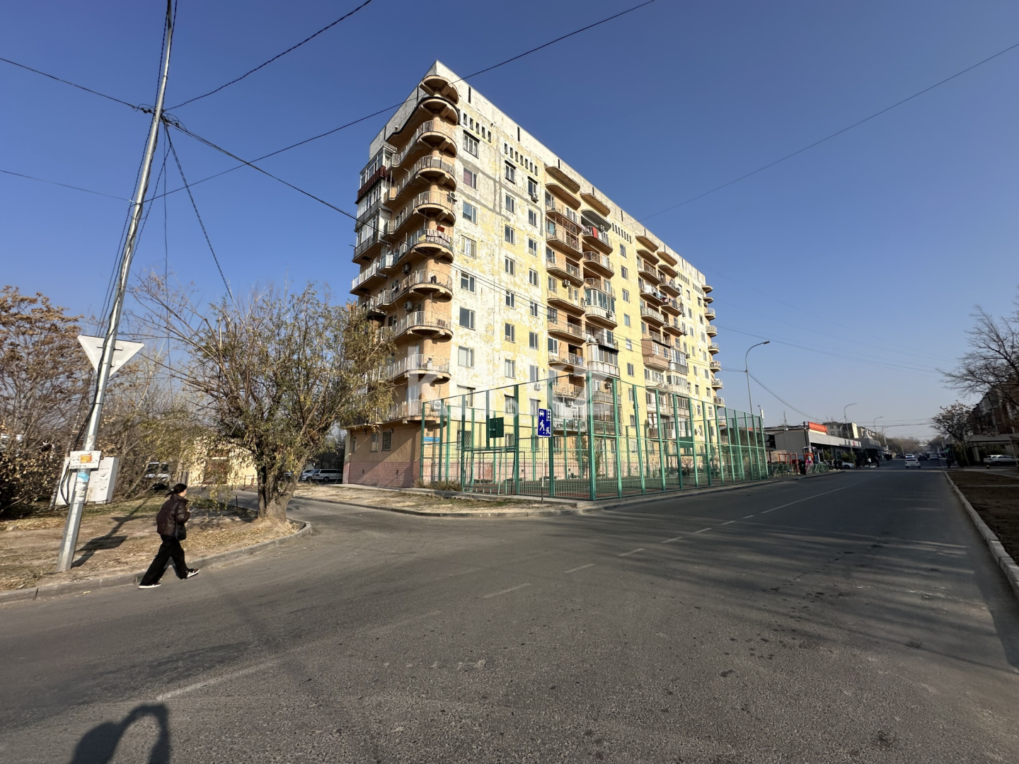 Продажа 3-комнатной квартиры, 68 м², ул. Алии Молдагуловой, дом  44 - Продажа квартир в Шымкенте фото 1 из 18