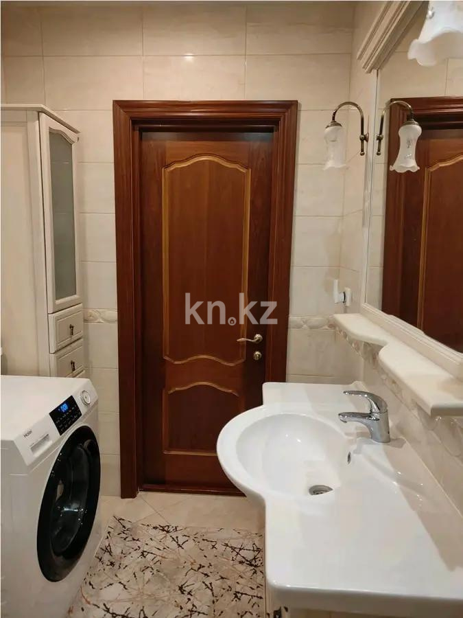 Продажа 5-комнатной квартиры, 210.6 м² в Астане - фото 5