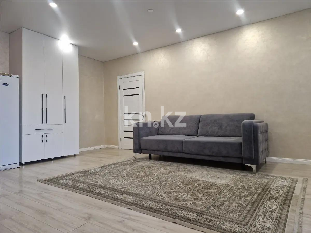 Продажа 2-комнатной квартиры, 65 м², пр. Шахтеров, дом  52а - Продажа  двухкомнатных квартир в Караганде без посредников фото 1 из 6
