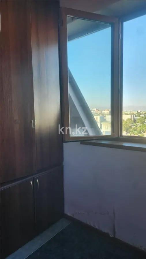 Продажа 3-комнатной квартиры, 72 м², мкр-н Тастак-2, дом  21 в Алматы - фото 11