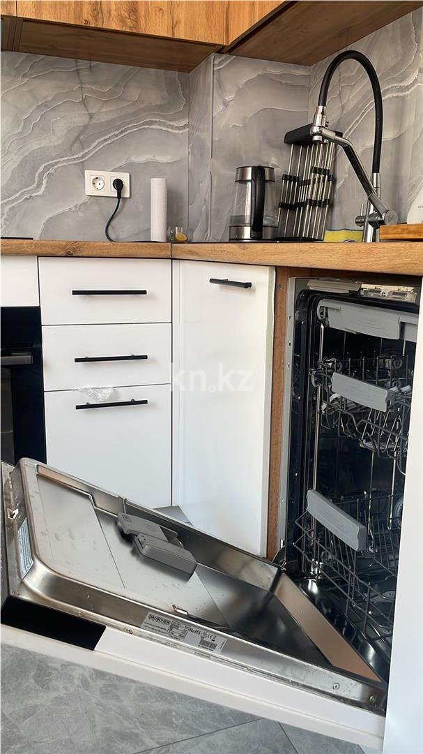 Продажа 3-комнатной квартиры, 78 м², ул. Култегин в Астане - фото 14