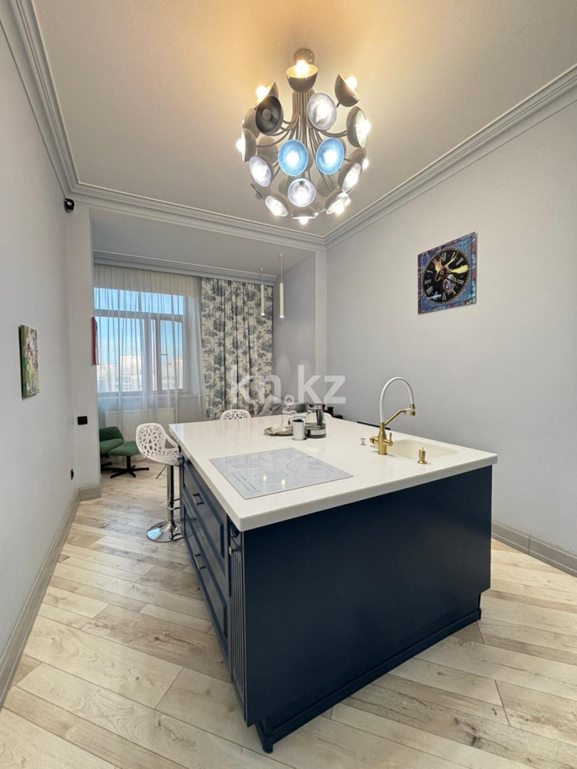Продажа 2-комнатной квартиры, 102.7 м² в Астане - фото 3