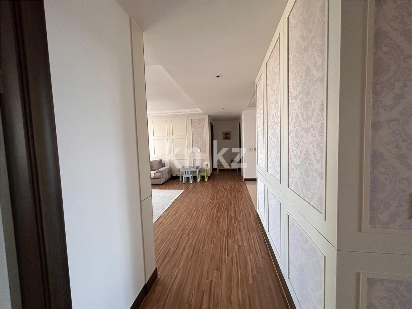 Продажа 4-комнатной квартиры, 178 м² в Астане - фото 11