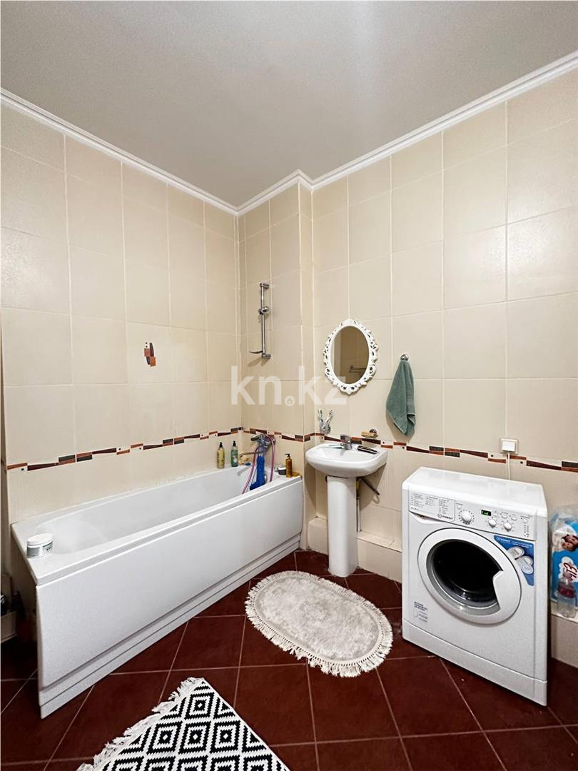 Продажа 2-комнатной квартиры, 83.5 м², ул. Туркестан в Астане - фото 10