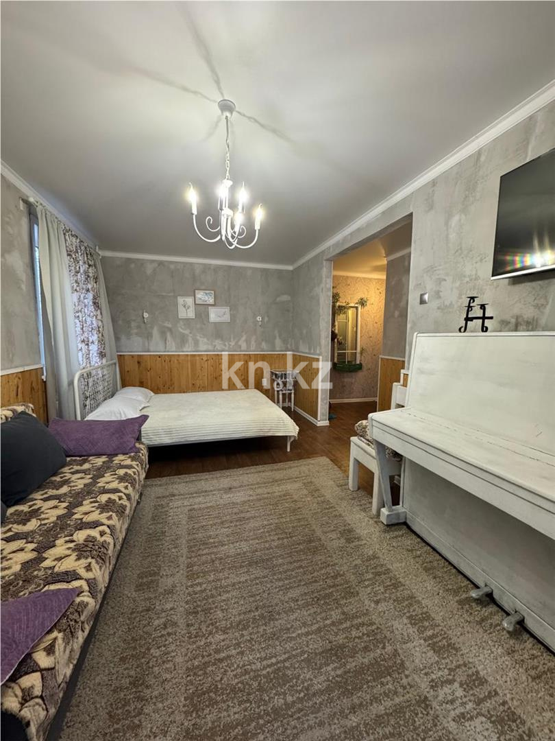 Продажа 1-комнатной квартиры, 30 м², ул. Алиханова - Продажа  однокомнатных квартир в Караганде фото 2 из 7