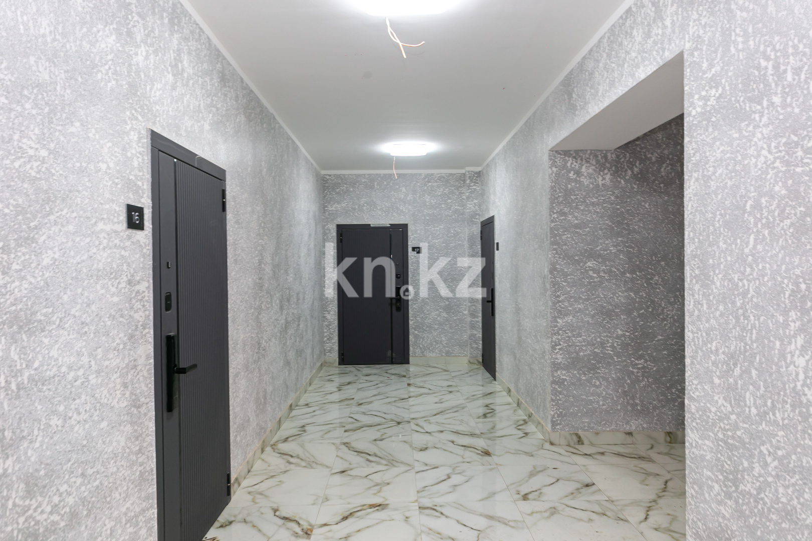 Продажа 2-комнатной квартиры, 38 м², ул. Е-181, дом  1/1 в Астане - фото 17