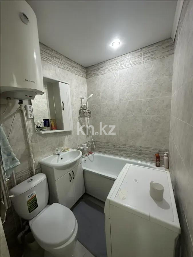 Продажа 3-комнатной квартиры, 55 м², мкр-н 17, дом  41 в Караганде - фото 5