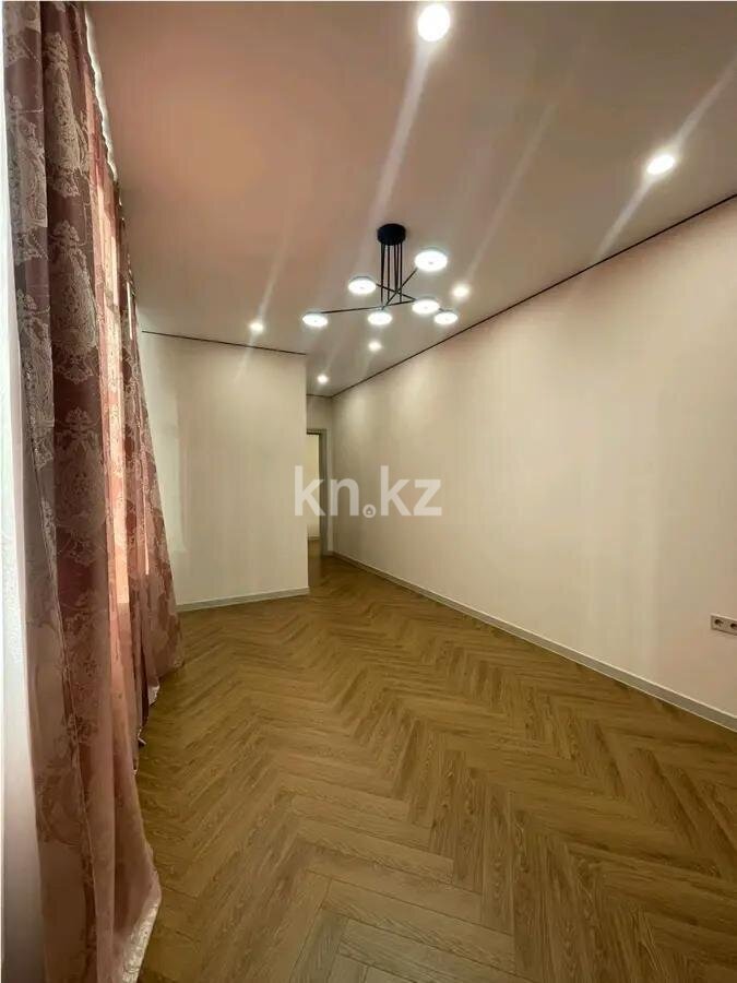 Продажа 4-комнатной квартиры, 129 м² в Астане - фото 4