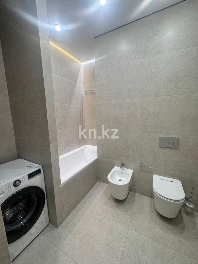 Продажа 3-комнатной квартиры, 92 м², пр. Туран, дом  52/5 в Астане - фото 6