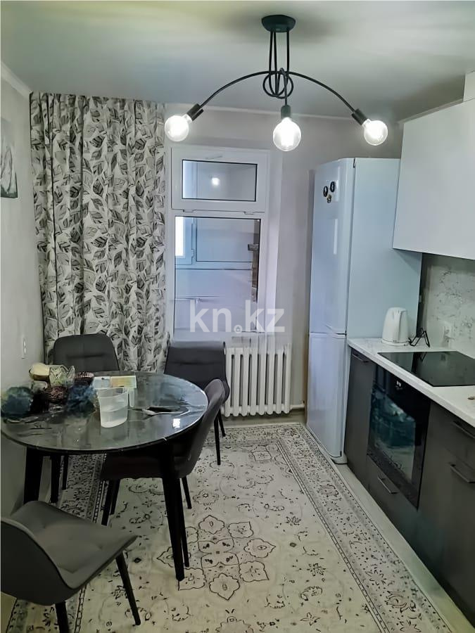 Продажа 3-комнатной квартиры, 65 м², мкр-н Мамраева (Восток-5) в Караганде - фото 6