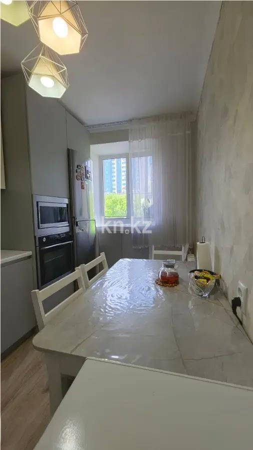 Продажа 4-комнатной квартиры, 75.4 м² - Продажа четырехкомнатных квартир в кирпичном доме в Казахстане - страница 4 фото 4 из 7