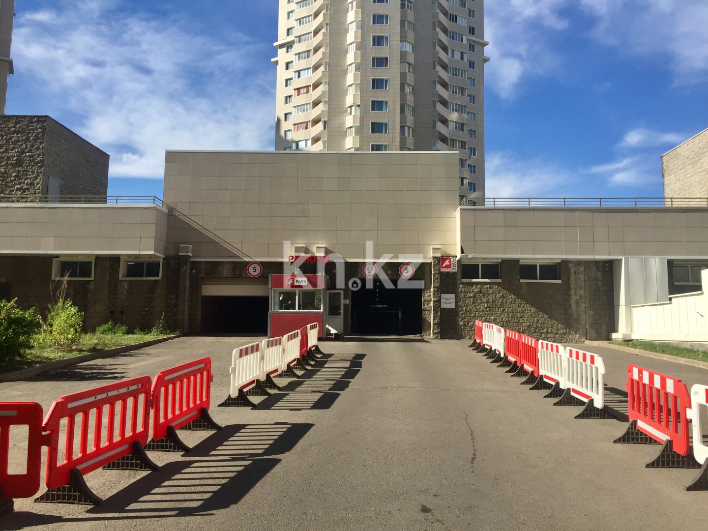 Продажа 1-комнатной квартиры, 35 м², ул. Нажимеденова, дом  10 в Астане - фото 31