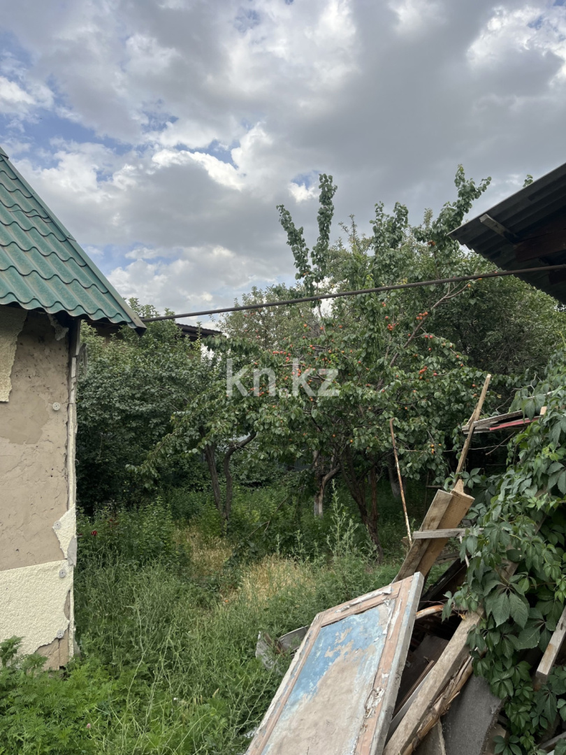 Продажа земельного участка, 8.22 сот., ул. Толе би - Продажа квартир в Алматы фото 1 из 4