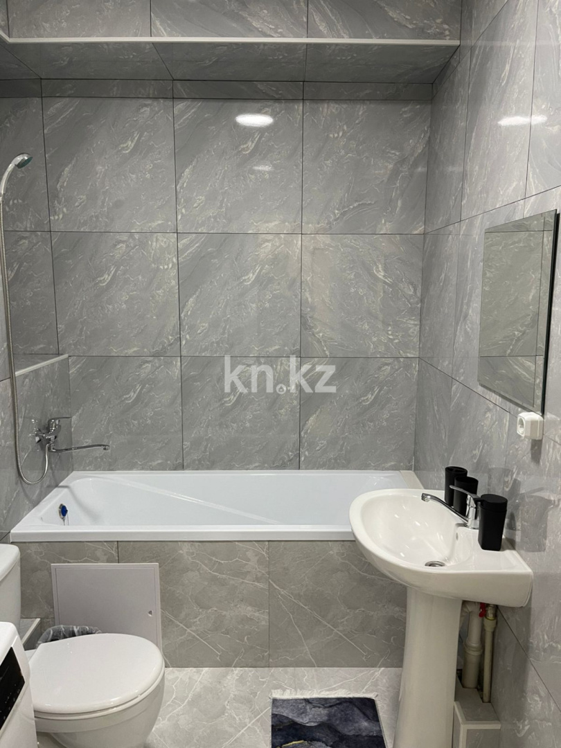 Аренда 1-комнатной квартиры посуточно, 35 м², ул. Торайгырова, дом  21/1 - ул. Саина - Аренда  однокомнатных квартир посуточно в Алматы фото 3 из 8