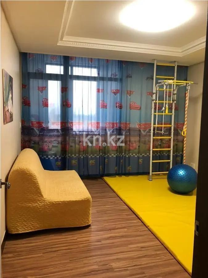 Продажа 4-комнатной квартиры, 148 м², пр. Кошкарбаева, дом  8 - Продажа  четырехкомнатных квартир в новостройках Астаны без посредников фото 2 из 5