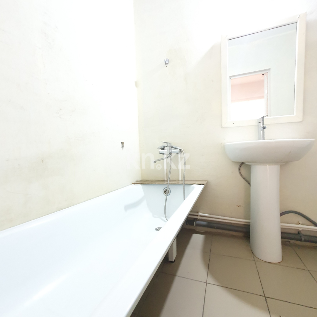 Продажа 1-комнатной квартиры, 46.8 м² - Недвижимость в Актобе фото 13 из 16