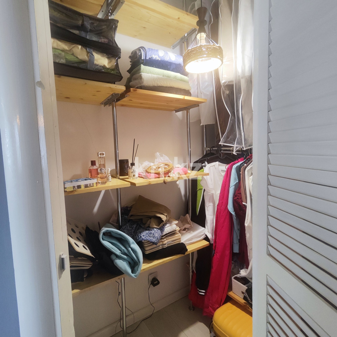 Продажа 1-комнатной квартиры, 65 м², ул. Навои в Алматы - фото 11