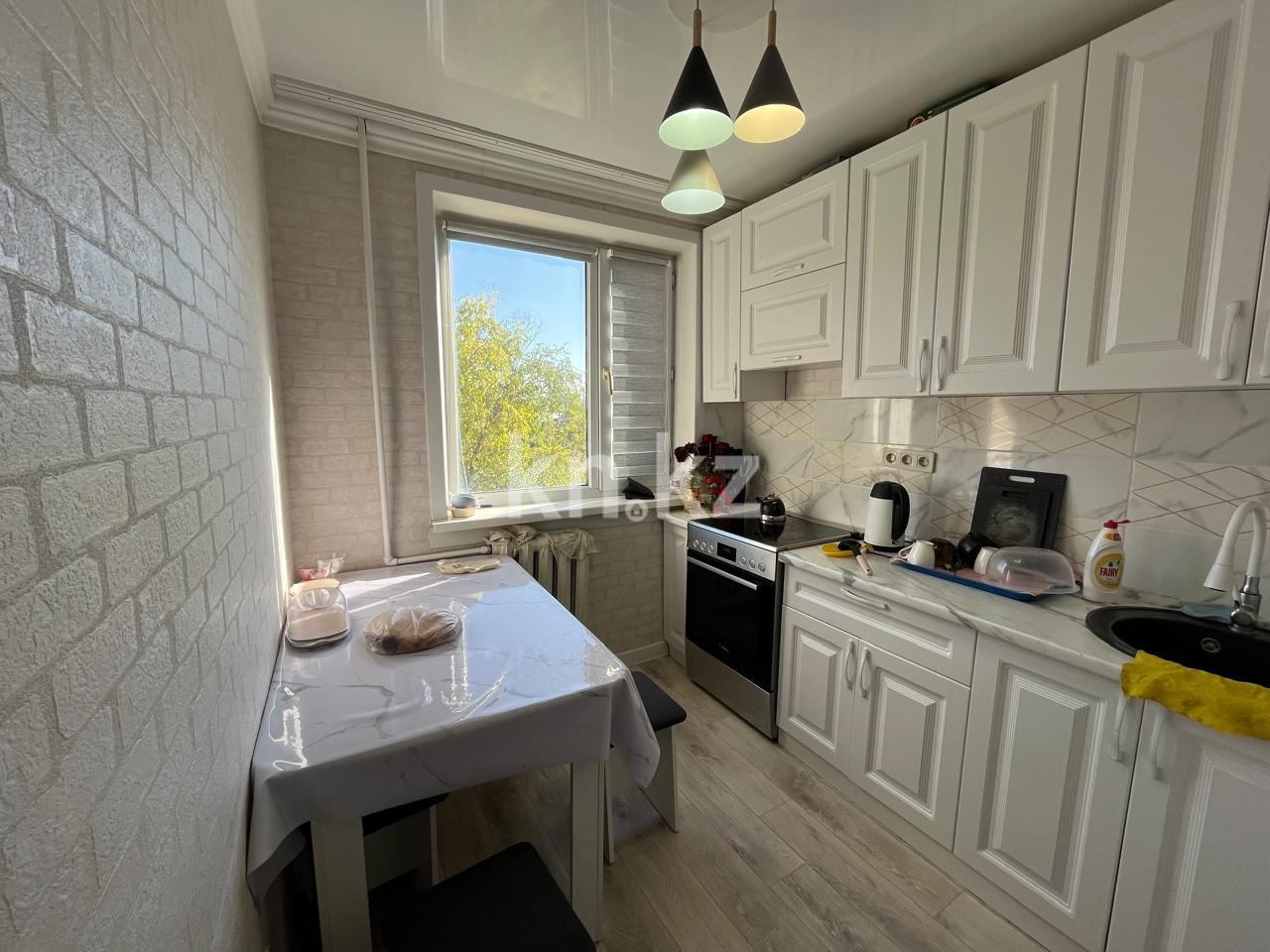 Продажа 3-комнатной квартиры, 61 м², мкр-н 19 в Караганде - фото 11