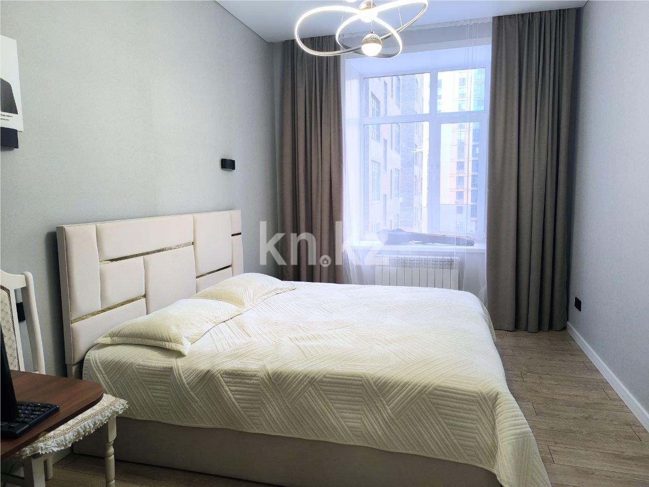 Продажа 4-комнатной квартиры, 111 м², ул. Букетова - Продажа  четырехкомнатных квартир в Караганде с фото фото 5 из 18