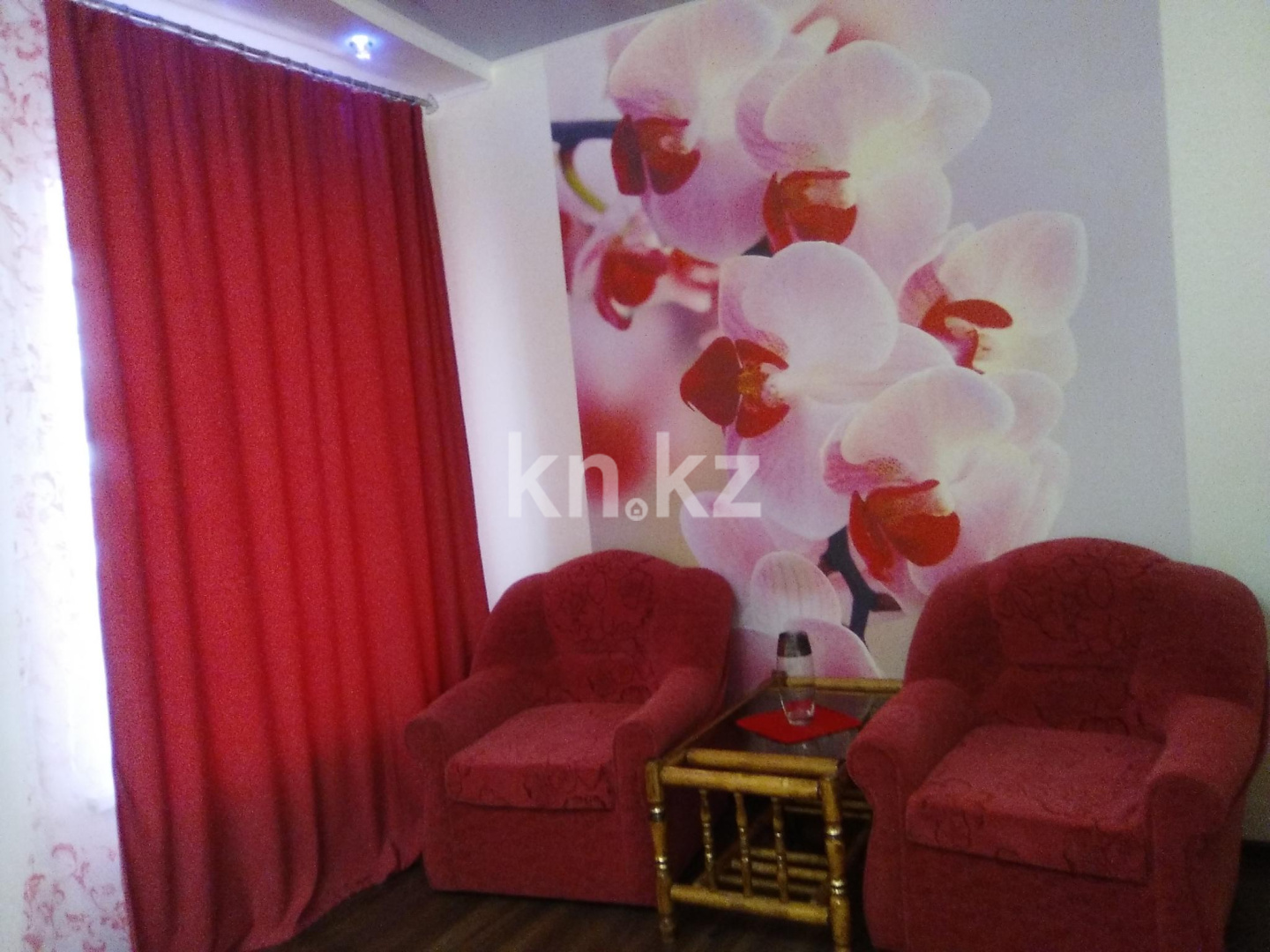 Аренда 1-комнатной квартиры посуточно, 45 м², ул. Победы, дом  105 - Аренда жилой и коммерческой недвижимости в Уральске фото 5 из 14