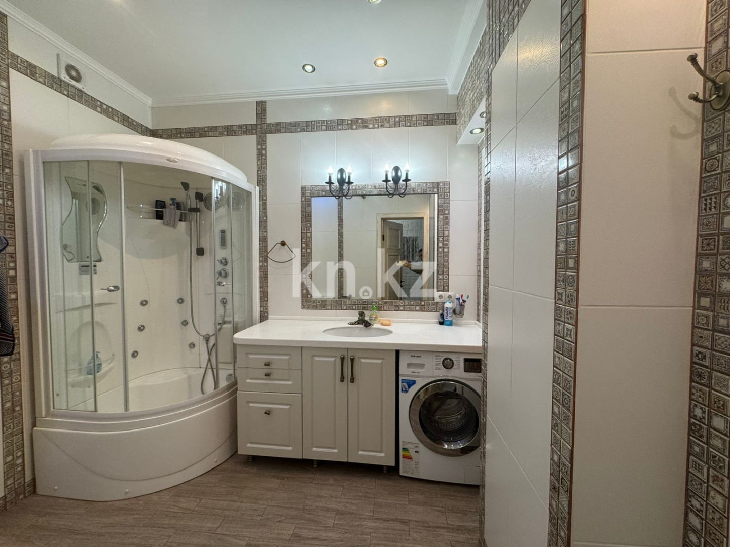 Продажа 3-комнатной квартиры, 105 м², пр. Бухар-жырау - Продажа квартир в Караганде фото 10 из 12