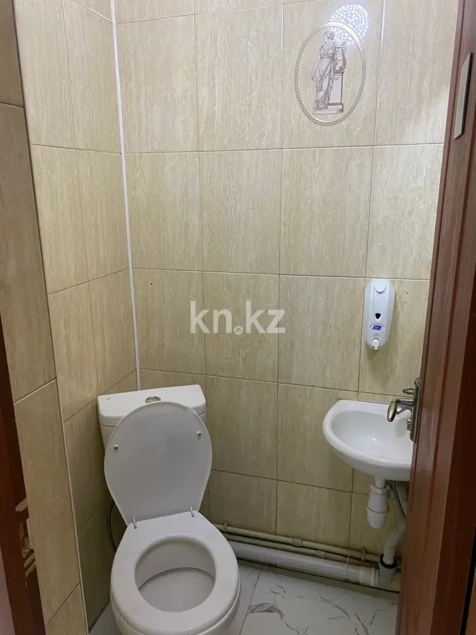 Аренда , ул. Жандосова, дом  76 - Аренда офисных и торговых помещений в Алматы фото 4 из 11