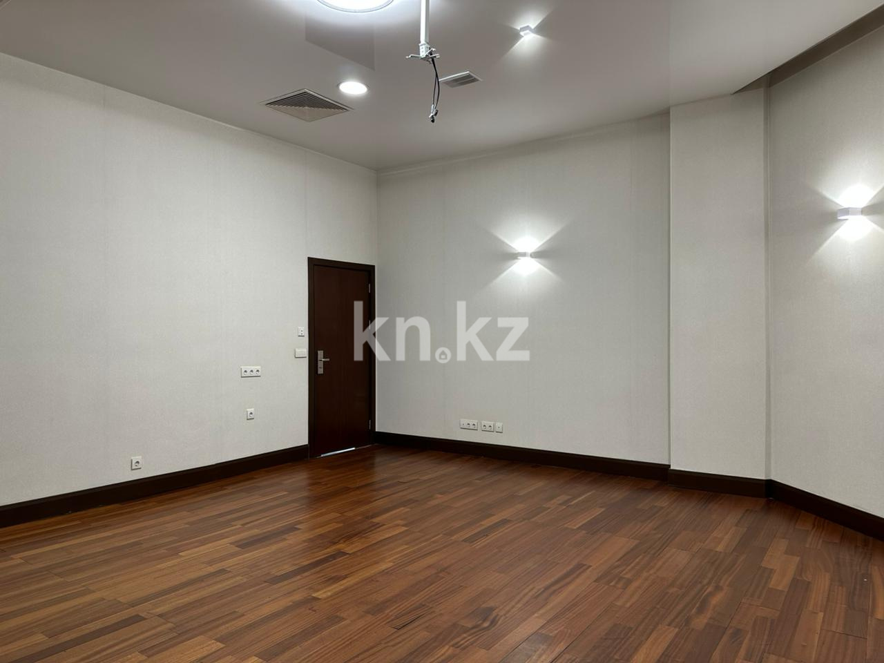 Аренда , ул. Пермитина, дом  11/1 - Продажа и аренда недвижимости в Усть-Каменогорске фото 1 из 3