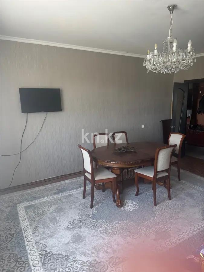 Продажа 3-комнатной квартиры, 94 м², пр. Шахтеров, дом  31а - Продажа трехкомнатных квартир в Караганде на Юго-Востоке фото 1 из 5